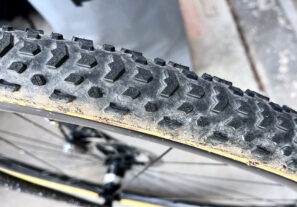 Desafío Gravine Gravel Tire súper cerca
