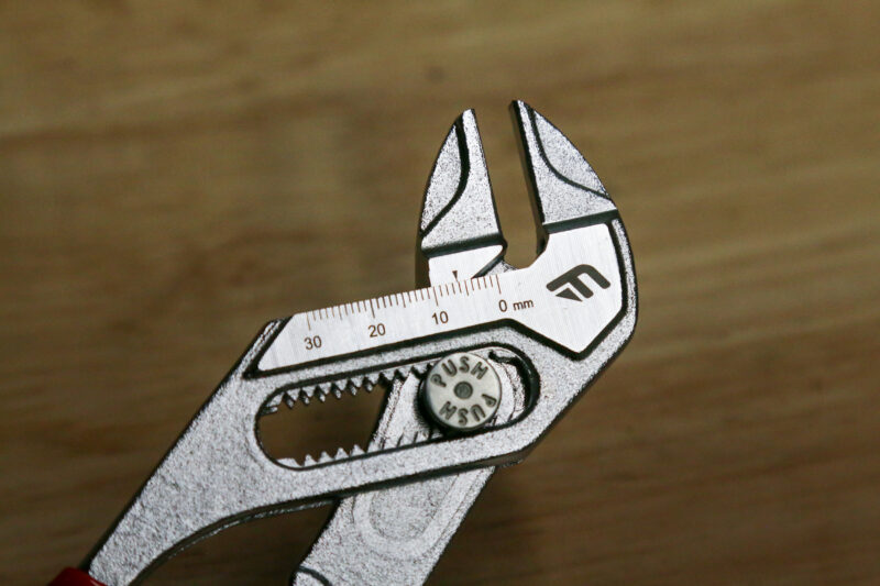 - Marchas Cicloturistas Llave alicate ajustable Feedback Sports