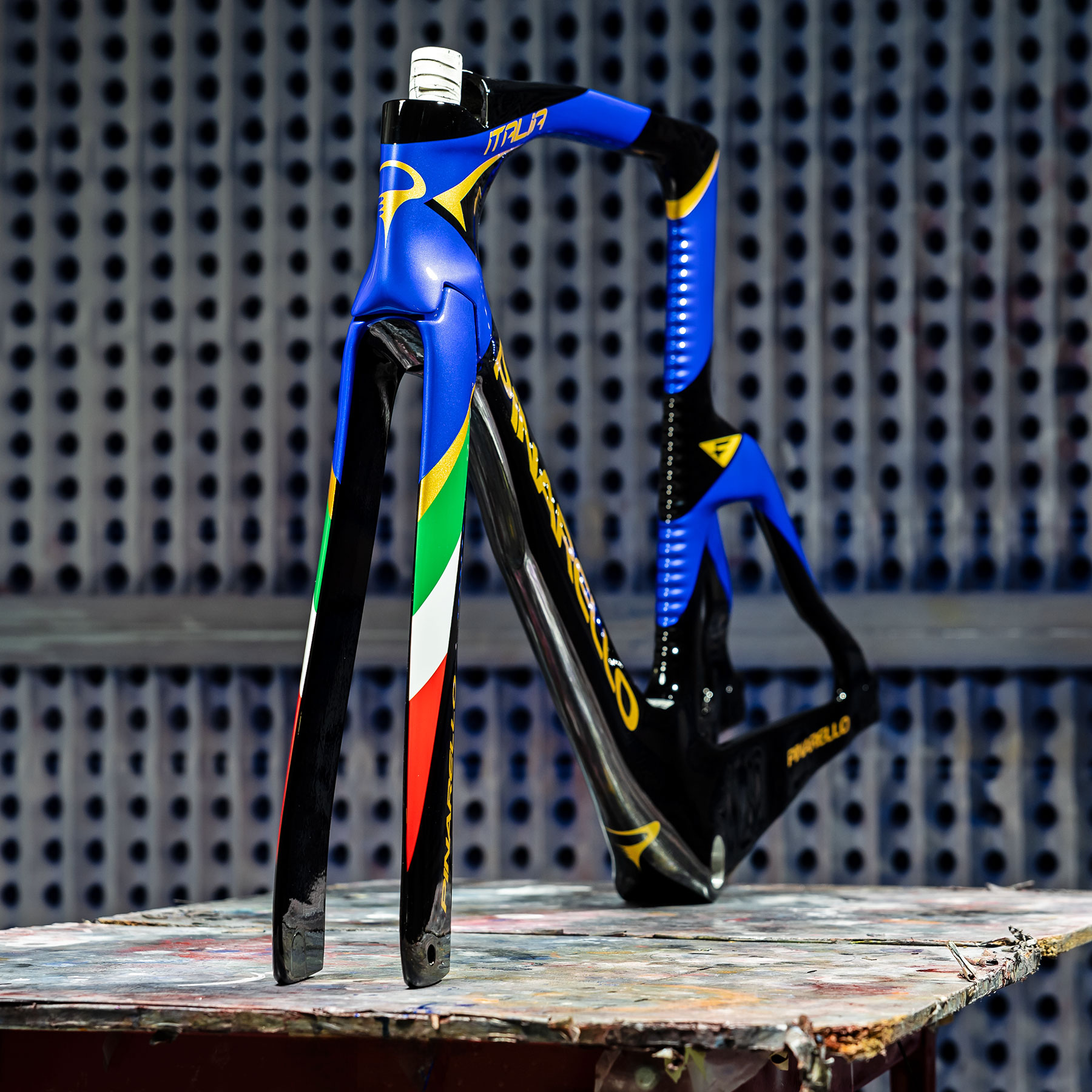 - Marchas Cicloturistas Bicicletas de pista Pinarello Bolide F HR en carbono o aleación impresa en 3D para los Juegos Olímpicos de París 2024, forma estrecha